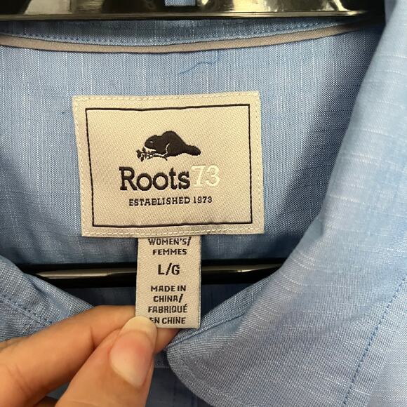Roots73 Clearwater Button Up Women Shirt Size Large Blue M Patch #97100 Rolltab - Picture 9 of 12